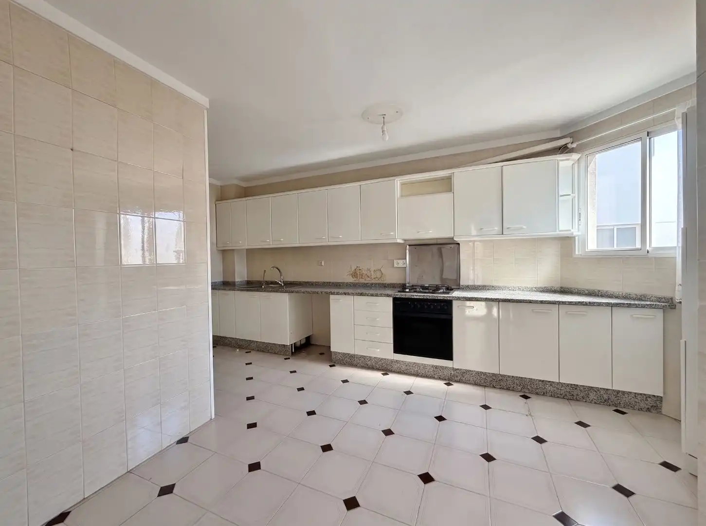 Piso de 154 m² en Almería