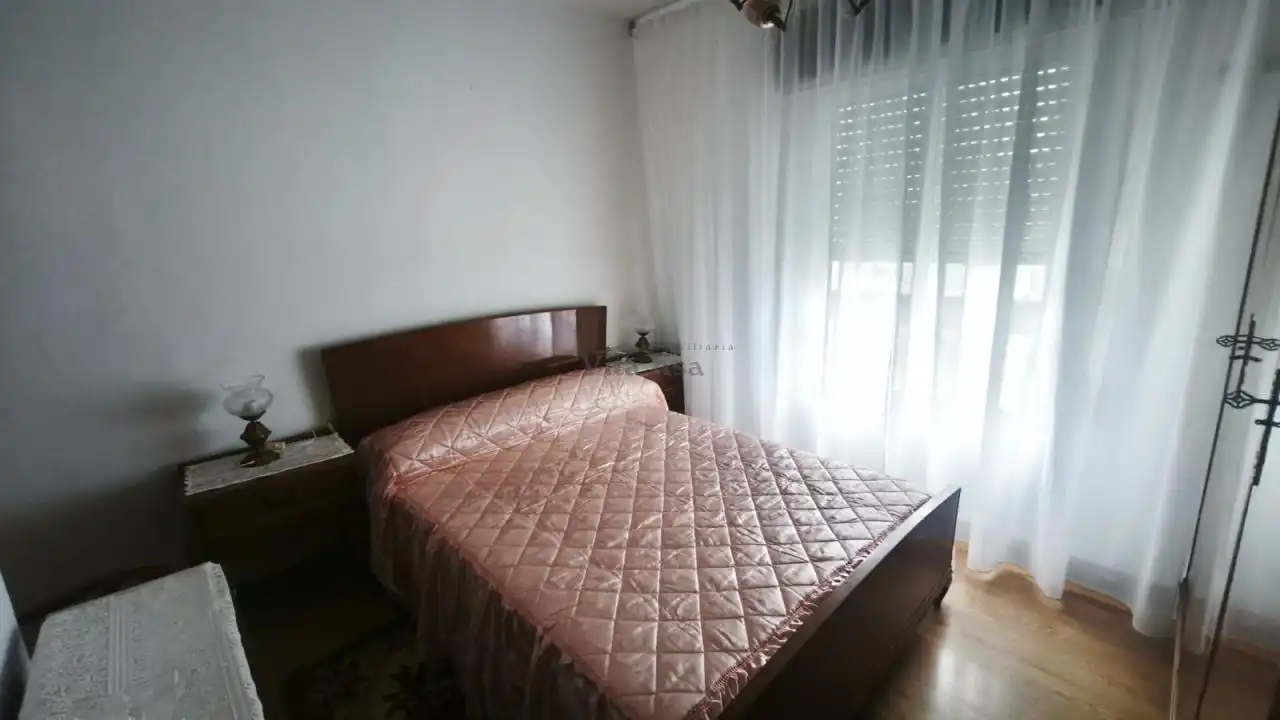 Piso de 80 m² en Ourense