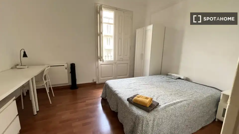 Room for rent, Barcelona