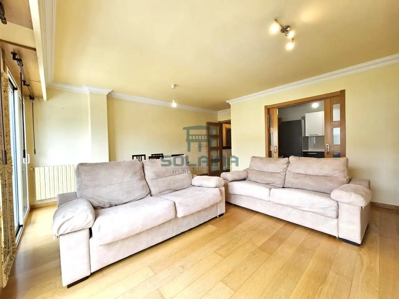 Piso de 77 m² en Ourense
