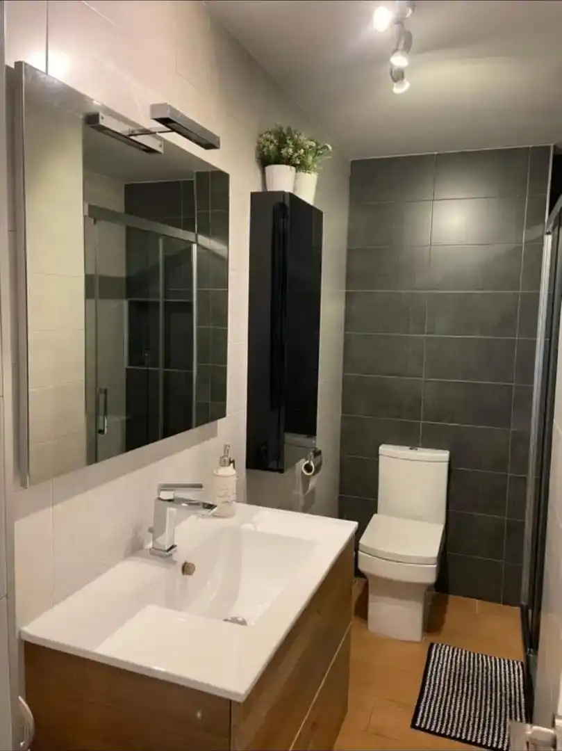 Piso de 80 m² en Sevilla