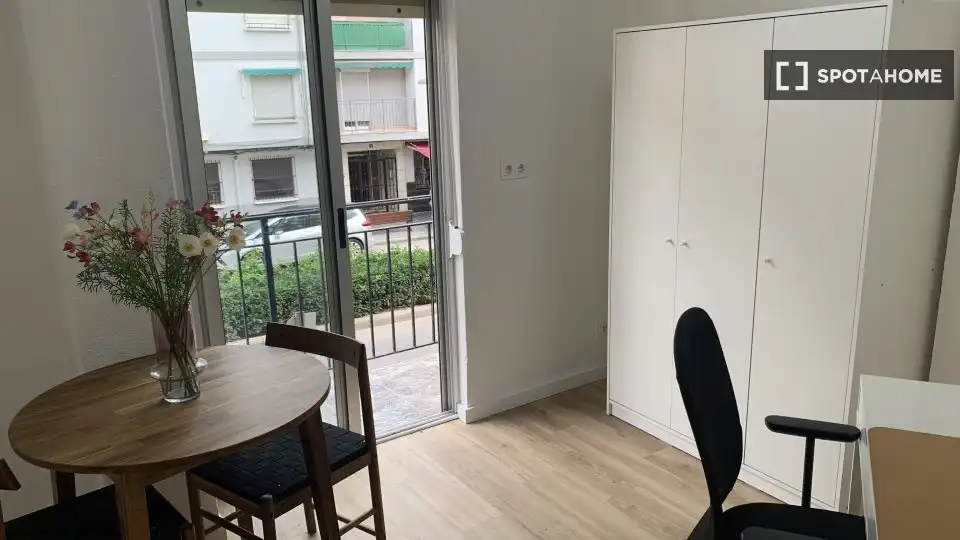 Habitació de lloguer, Montcada
