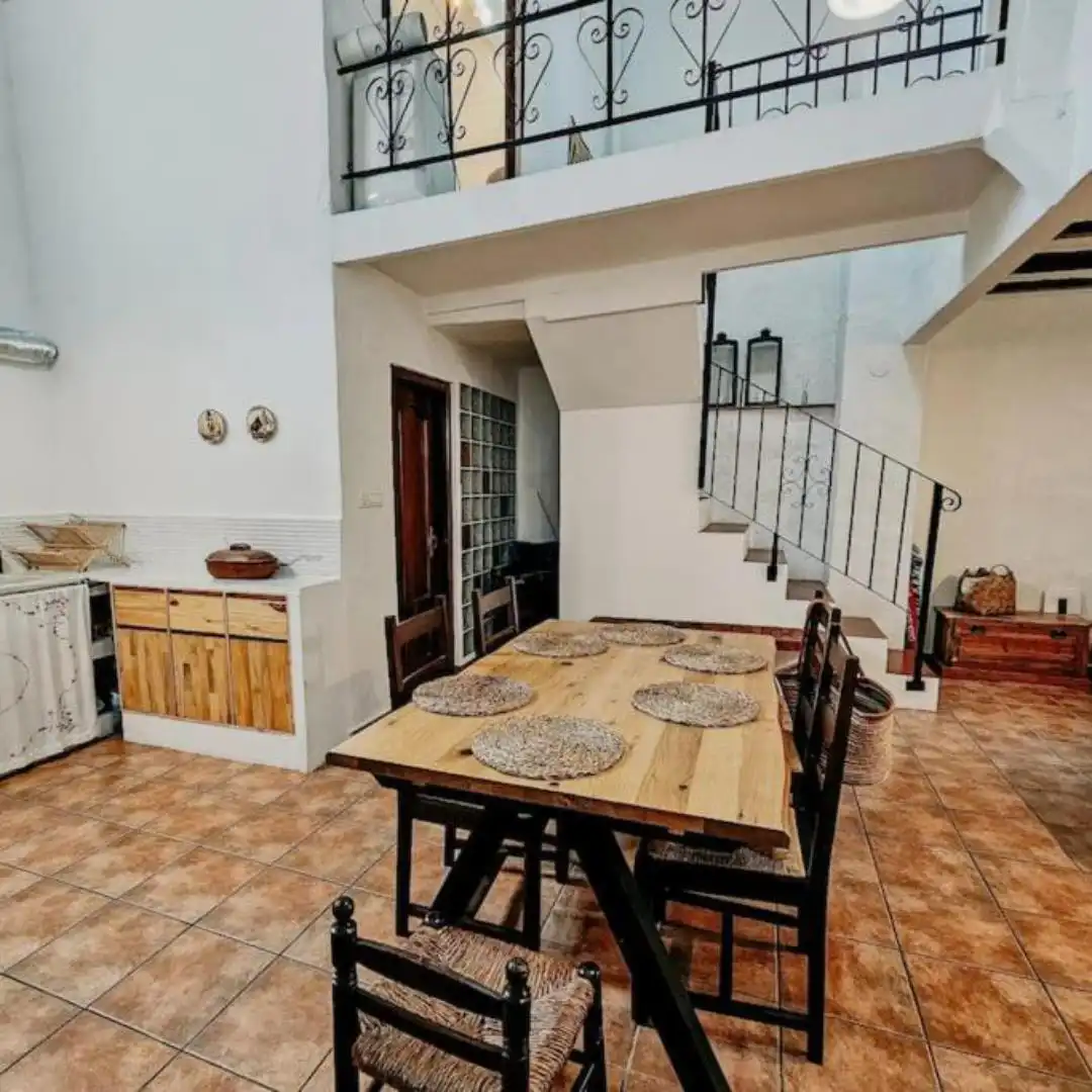 Casa de 250 m² en Oliva