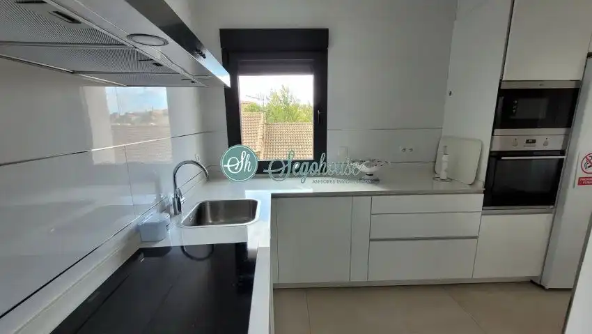 Piso de 200 m² en Segovia