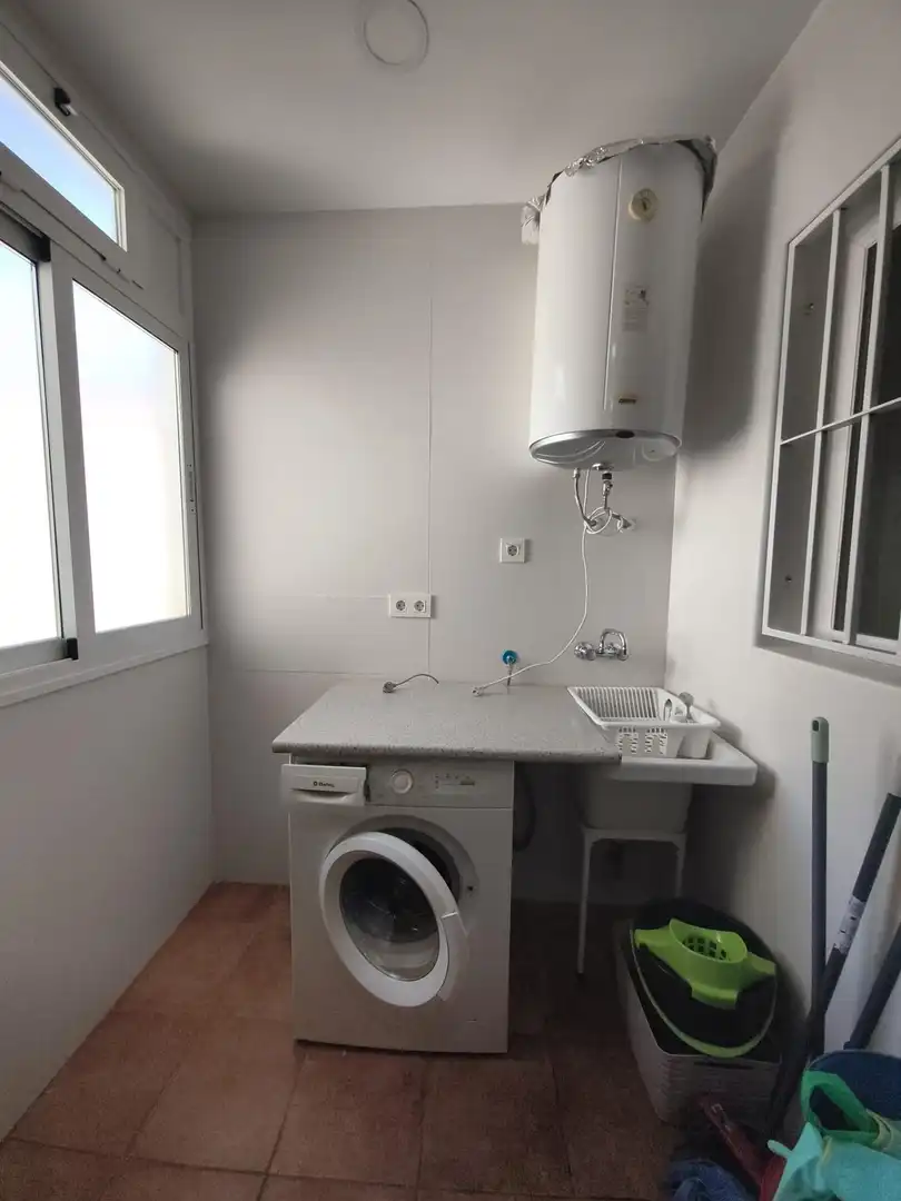Piso de 90 m² en Granada