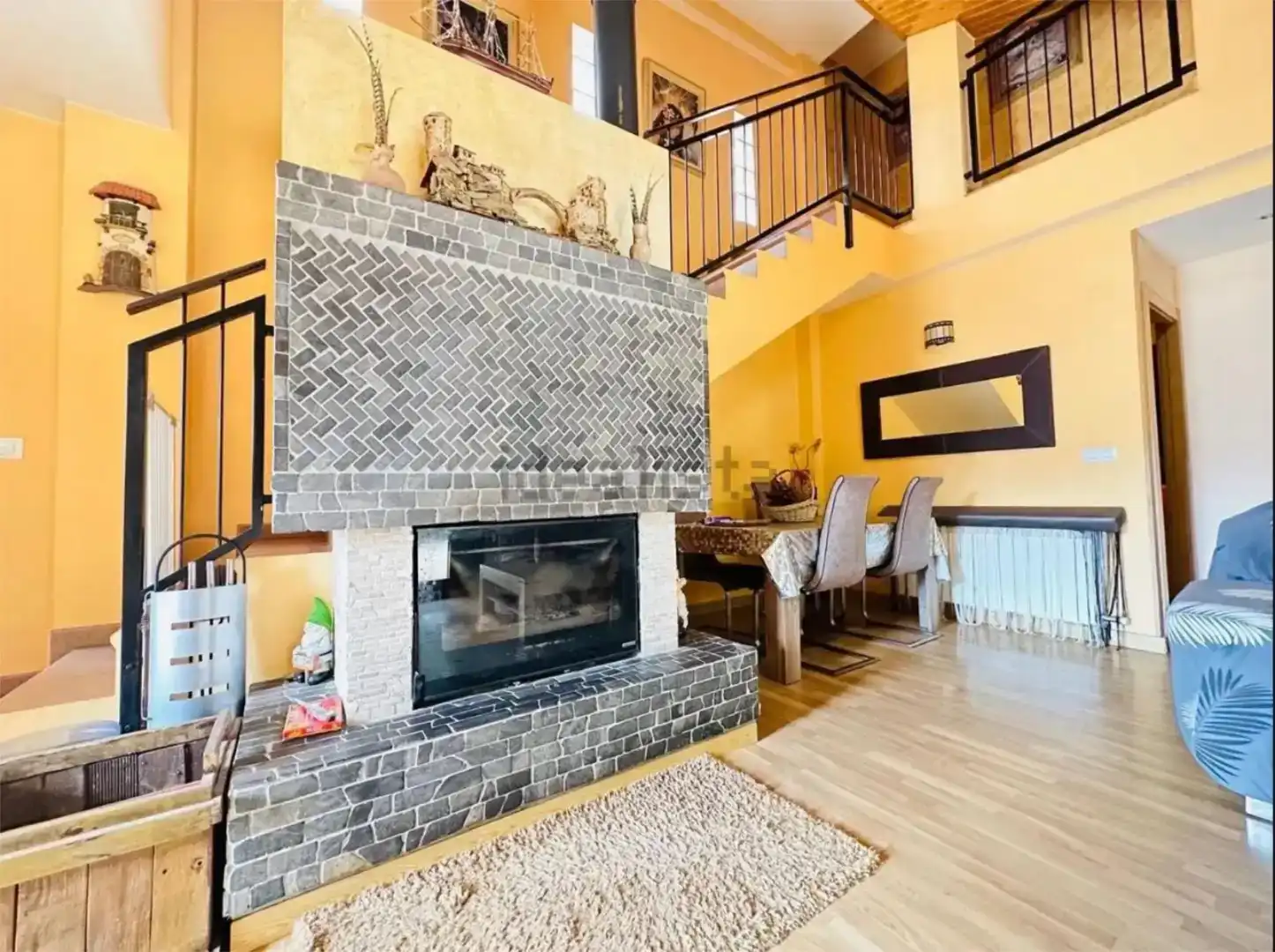 Habitación 160 m², Cadrete