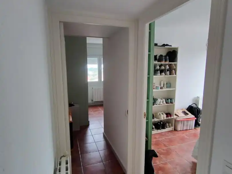 Piso de 81 m² en Oleiros