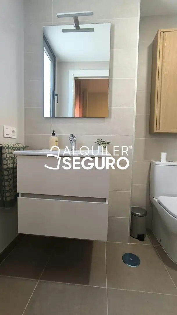Piso de 60 m² en Sevilla