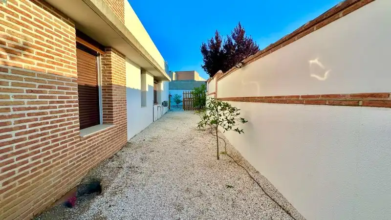 Piso de 882 m² en Argés