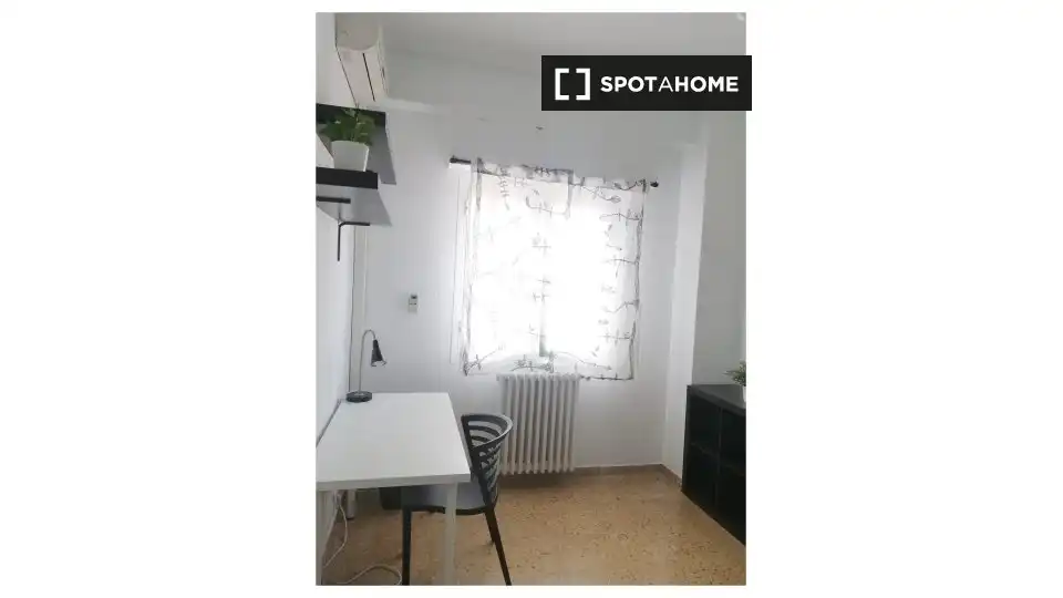 Habitación 150 m², Zaragoza