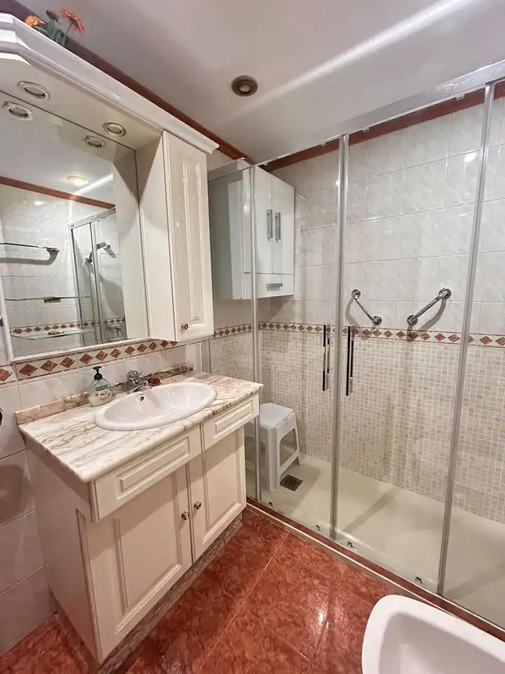 Pis de 89 m² a Gijón