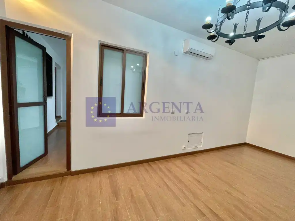 Casa de 160 m² en Malpartida de Cáceres