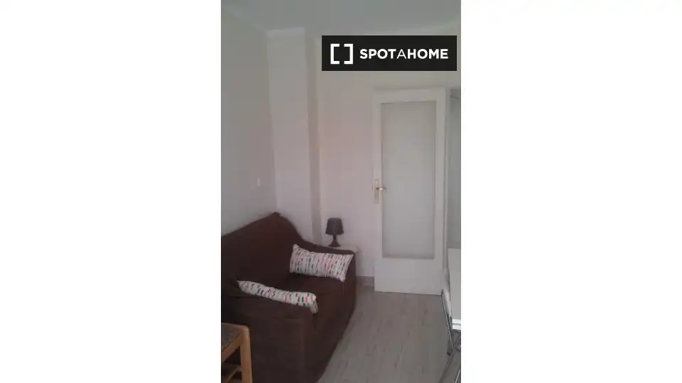 Habitación en alquiler, Pamplona