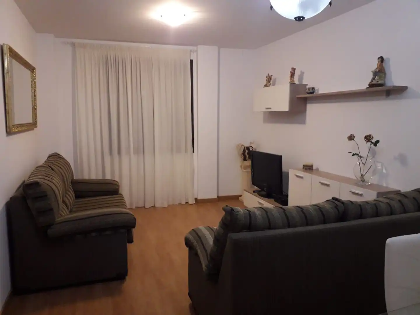 Piso de 90 m² en Villarrobledo