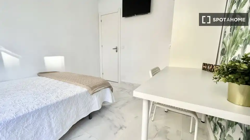 Habitación 81 m², Sevilla
