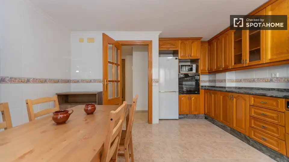 Habitación 125 m², Valencia