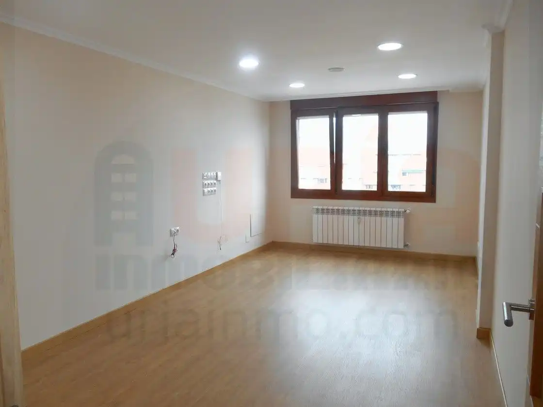 Piso de 70 m² en Oviedo