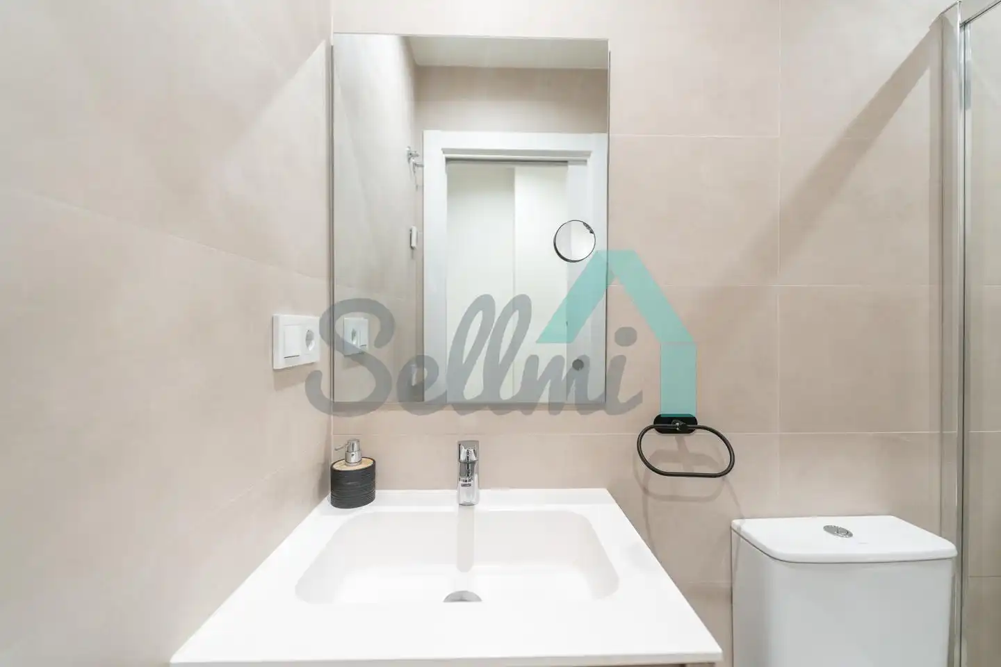 Habitación 16 m², Oviedo