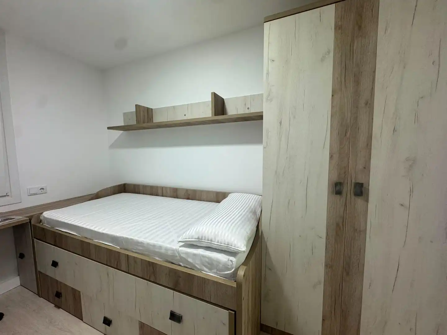 Habitación 161 m², Ourense