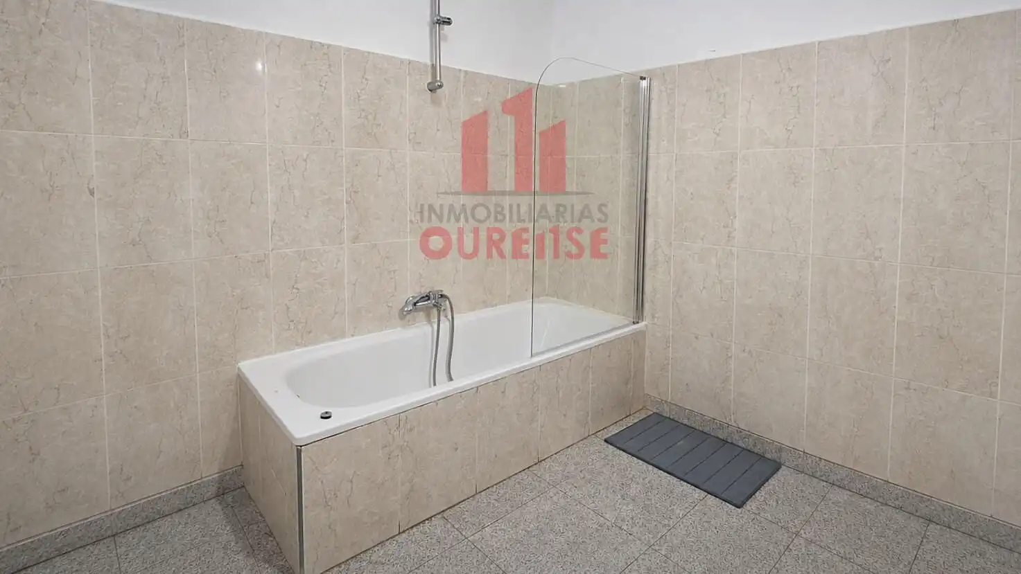 Piso de 94 m² en Ourense