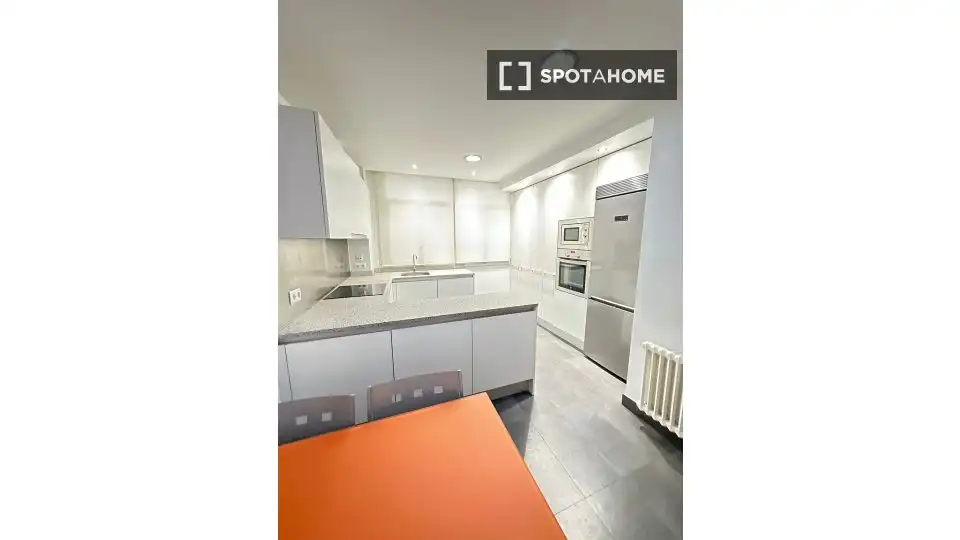 Habitación en alquiler, Pamplona