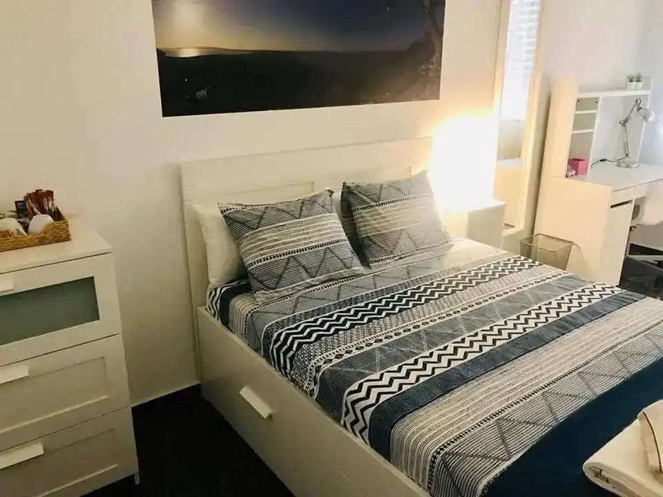 Habitación 240 m², Moncada