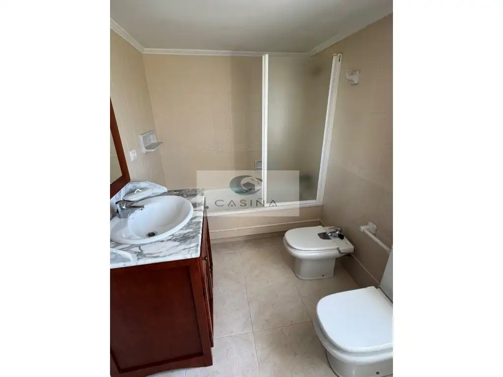 Piso de 250 m² en Barreiros