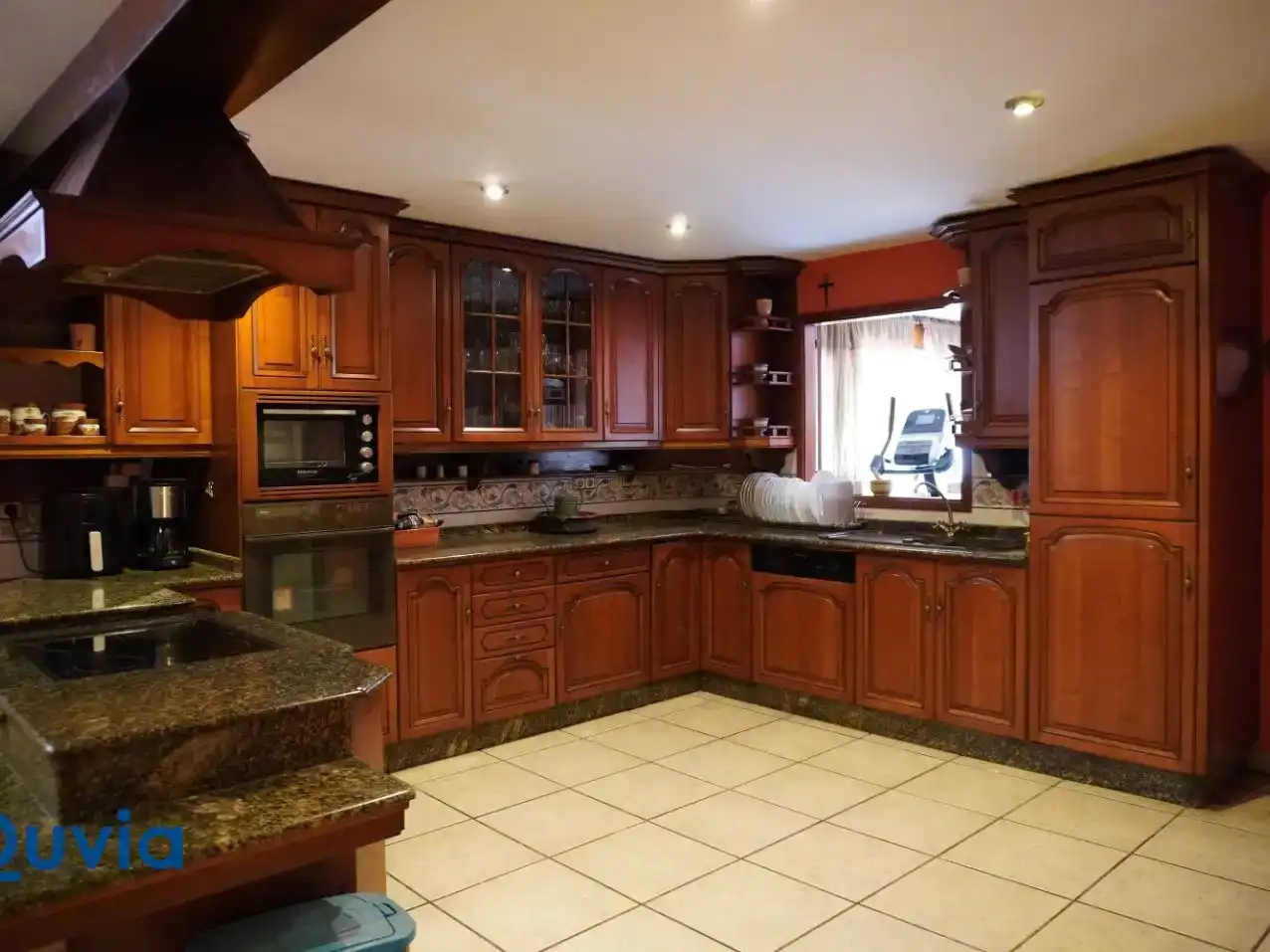 Habitación 250 m², Oleiros