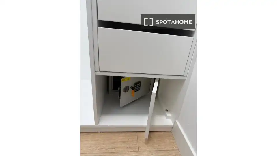 Habitación 81 m², Málaga