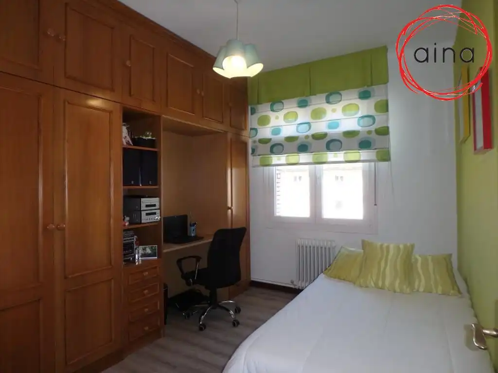Piso de 80 m² en Pamplona