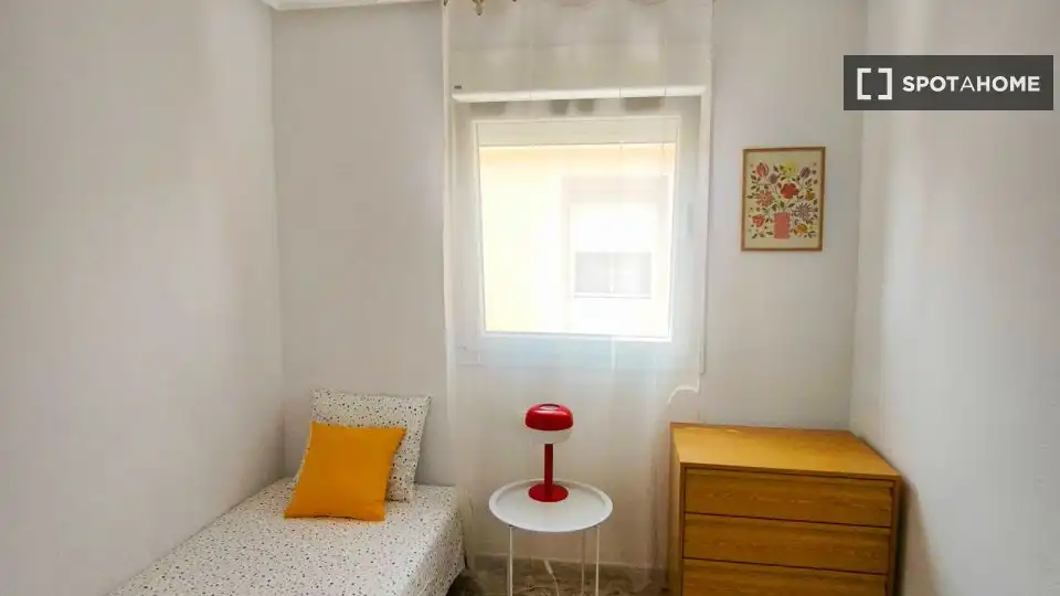 Habitación 81 m², Santa Pola