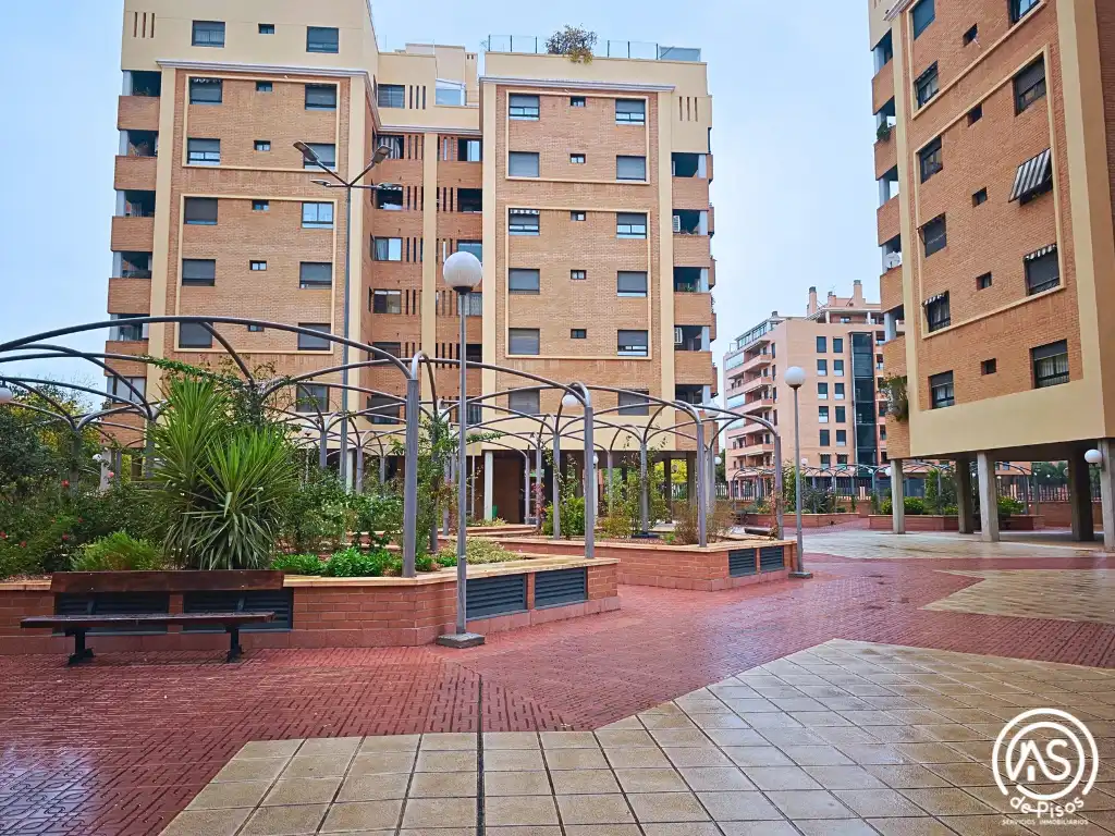Piso de 165 m² en Zaragoza
