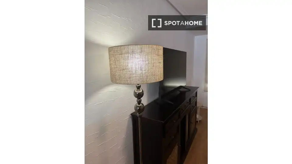 Habitación 90 m², Alicante