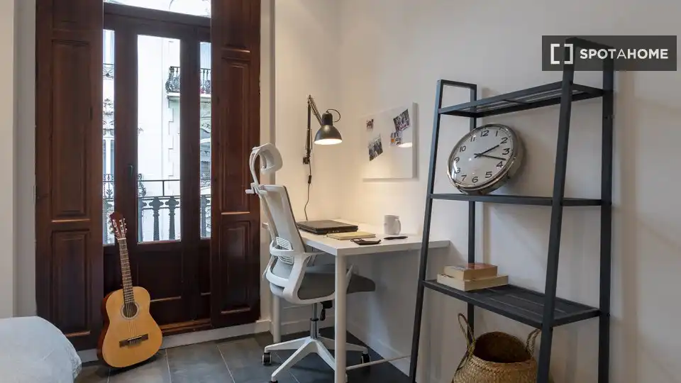 Habitación 14 m², Valencia