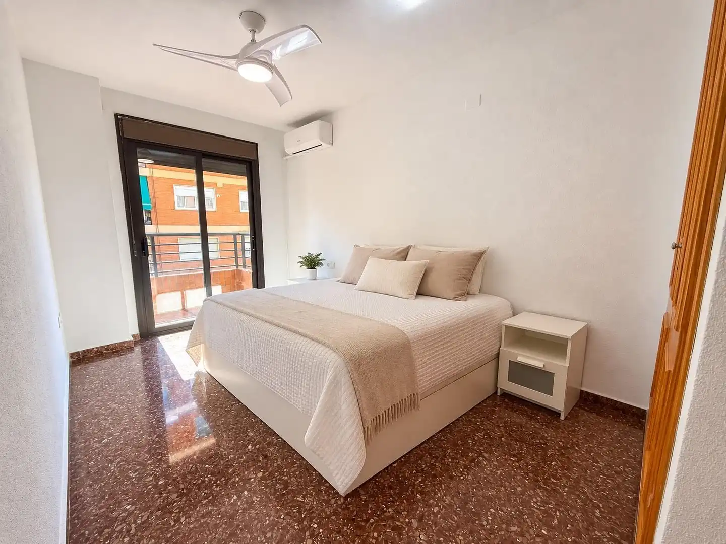 Pis de 74 m² a València
