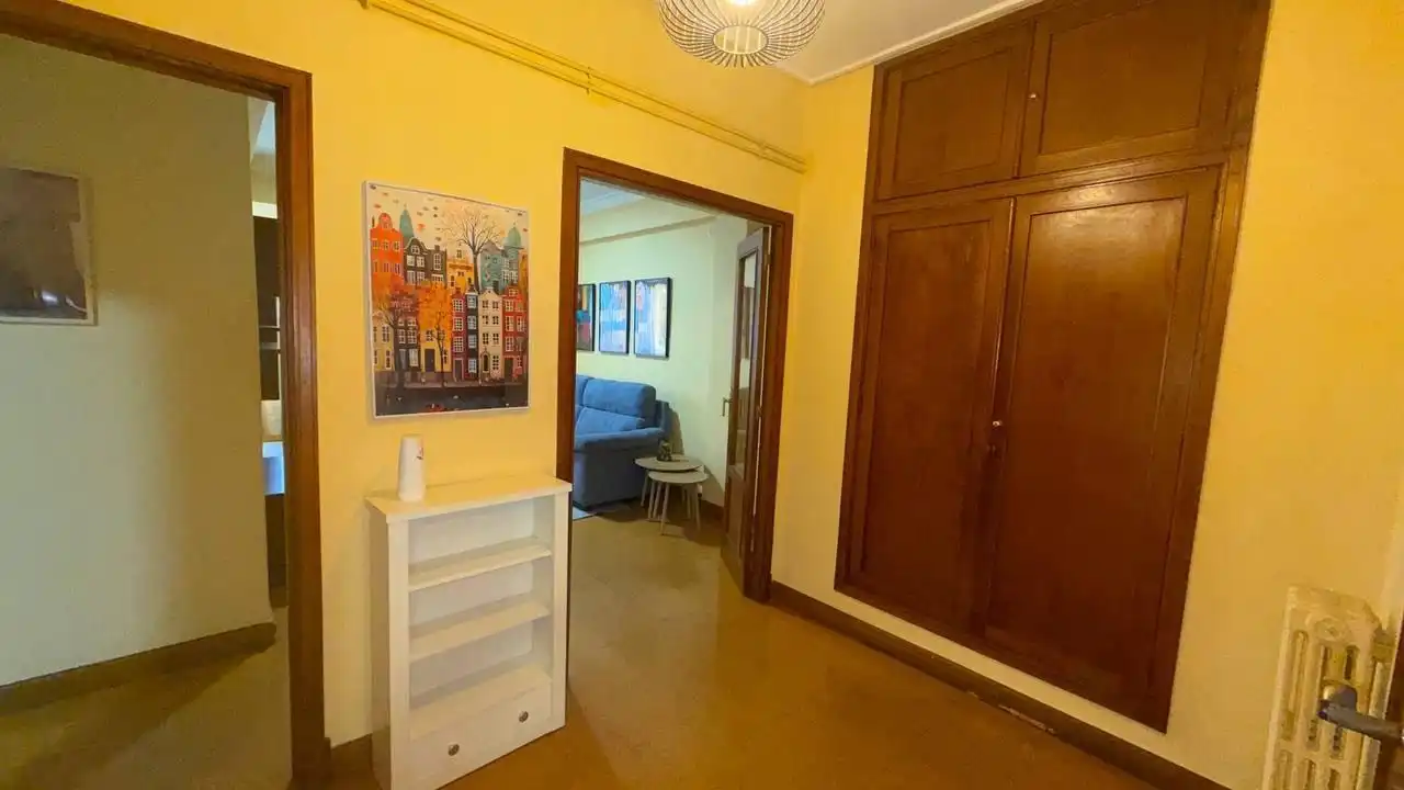 Piso de 95 m² en Ourense