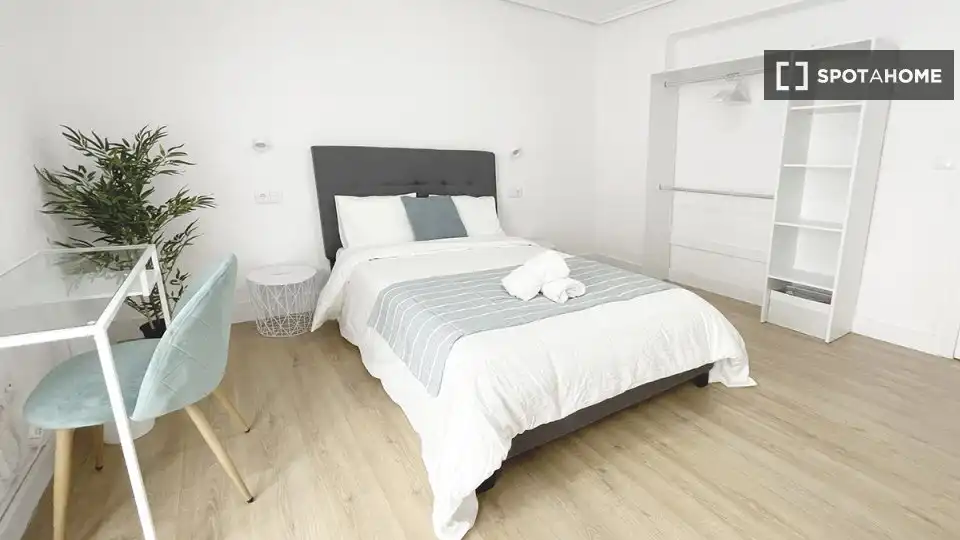 Habitación 81 m², Santander