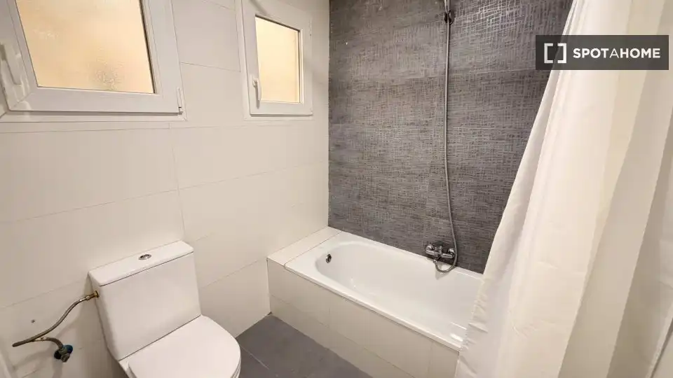 Habitación 100 m², Valencia
