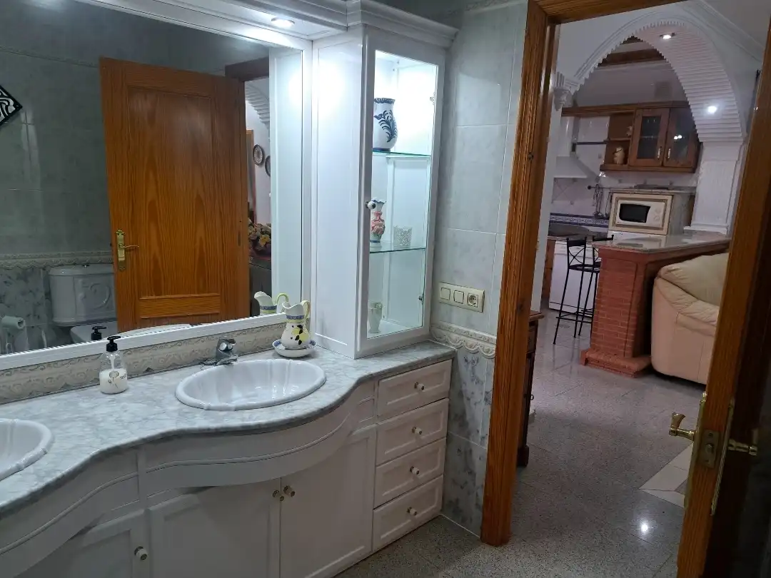 Haus 180 m² in Dos Hermanas