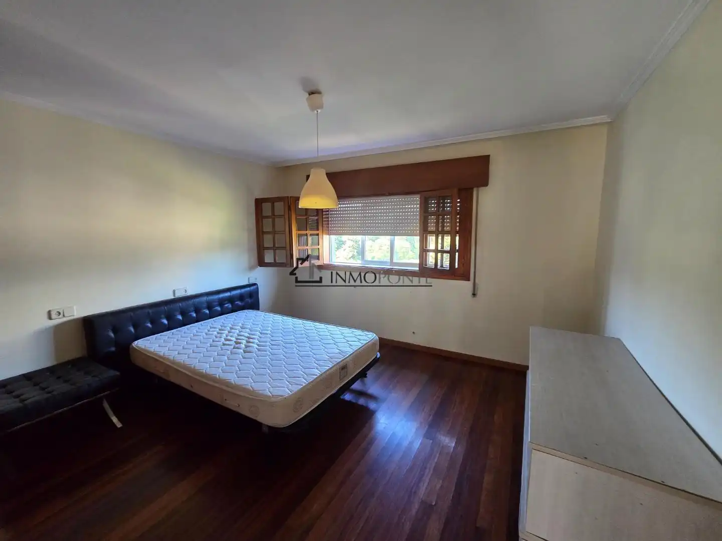 Piso de 258 m² en Vilaboa