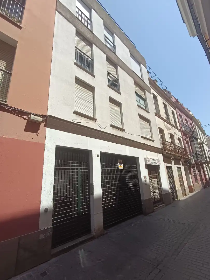 Piso de 77 m² en Sevilla