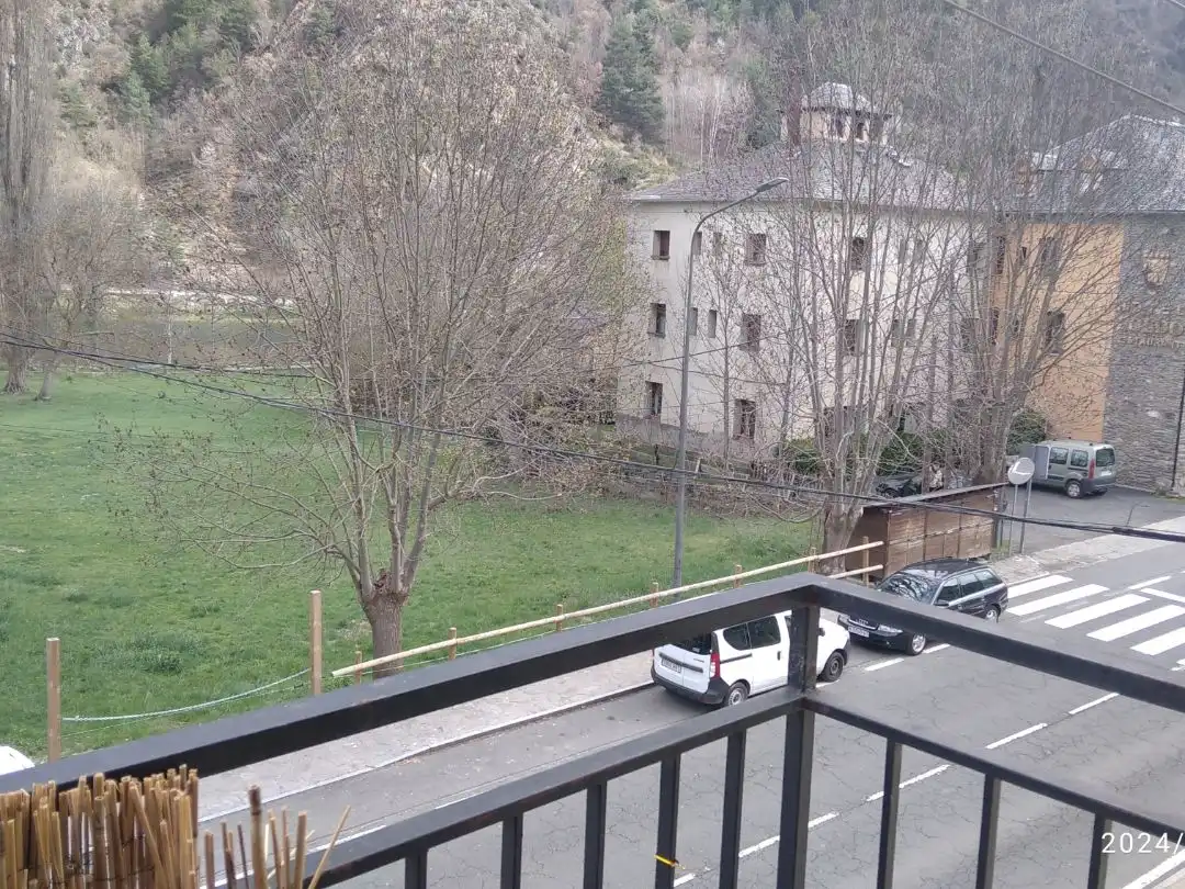 Pis de 100 m² a la Guingueta d'Àneu