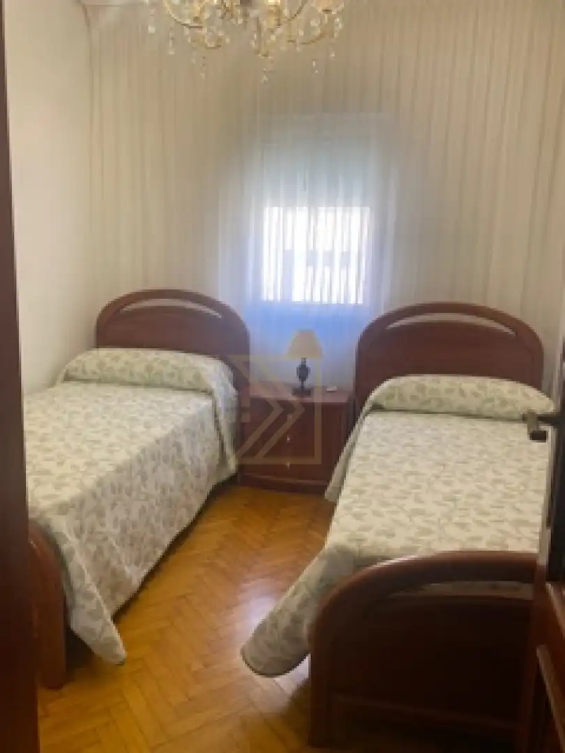 Piso de 80 m² en Camargo