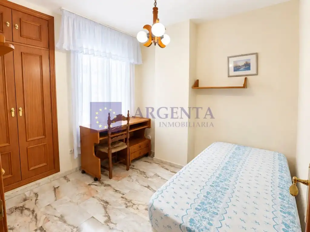 Piso de 75 m² en Cáceres