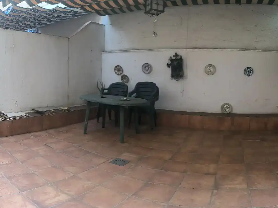 Piso de 150 m² en Granada