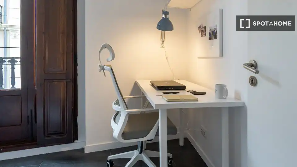 Habitación 14 m², Valencia