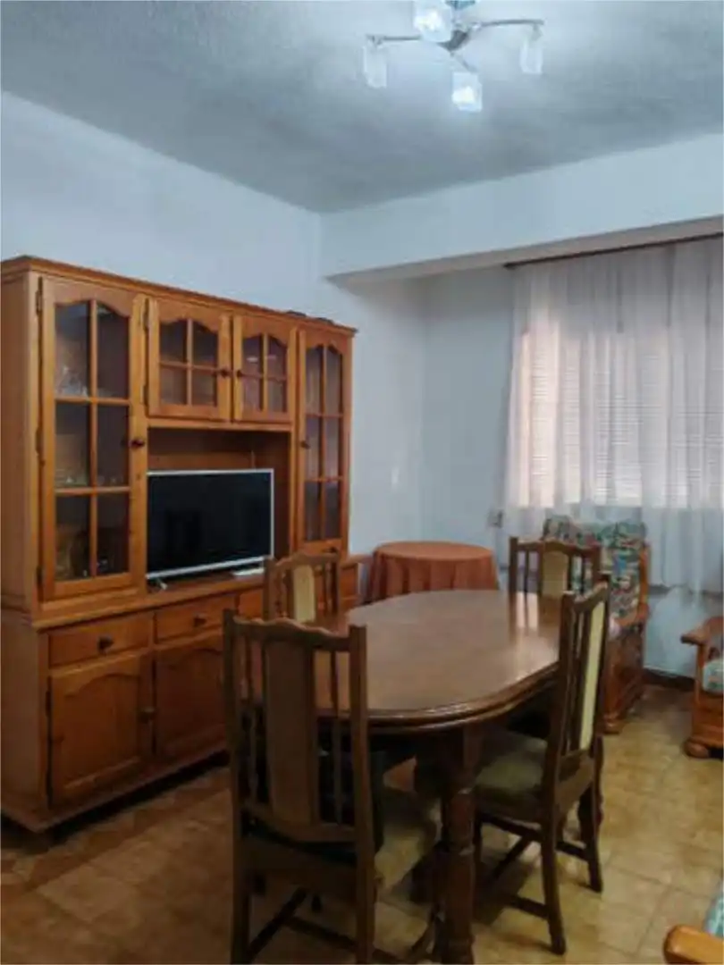 Piso de 90 m² en Granada