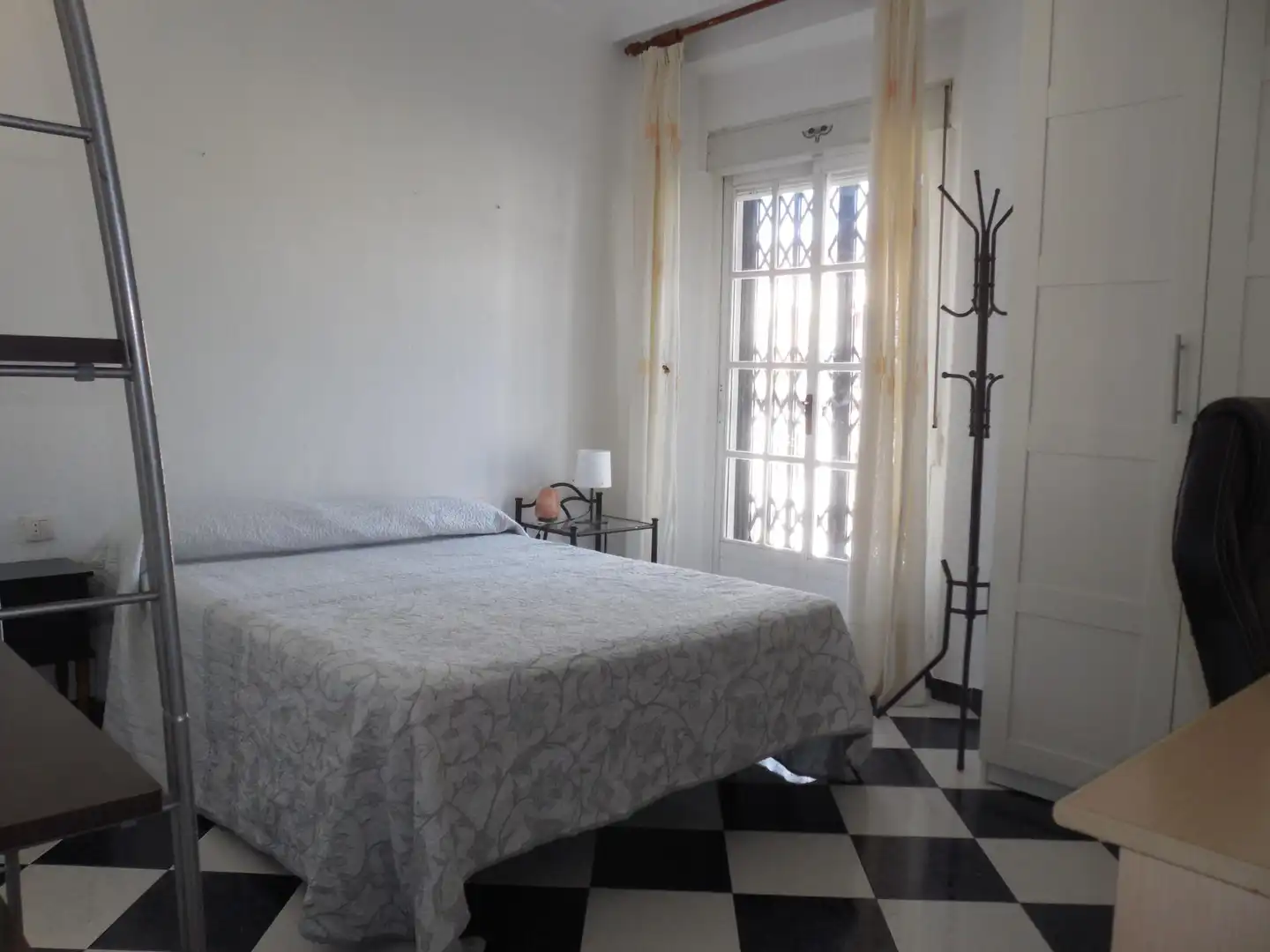 Piso de 84 m² en Granada
