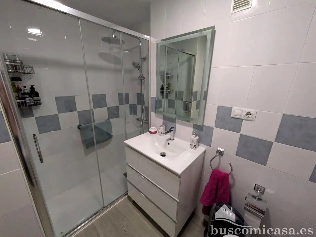 Wohnung 110 m² in Linares