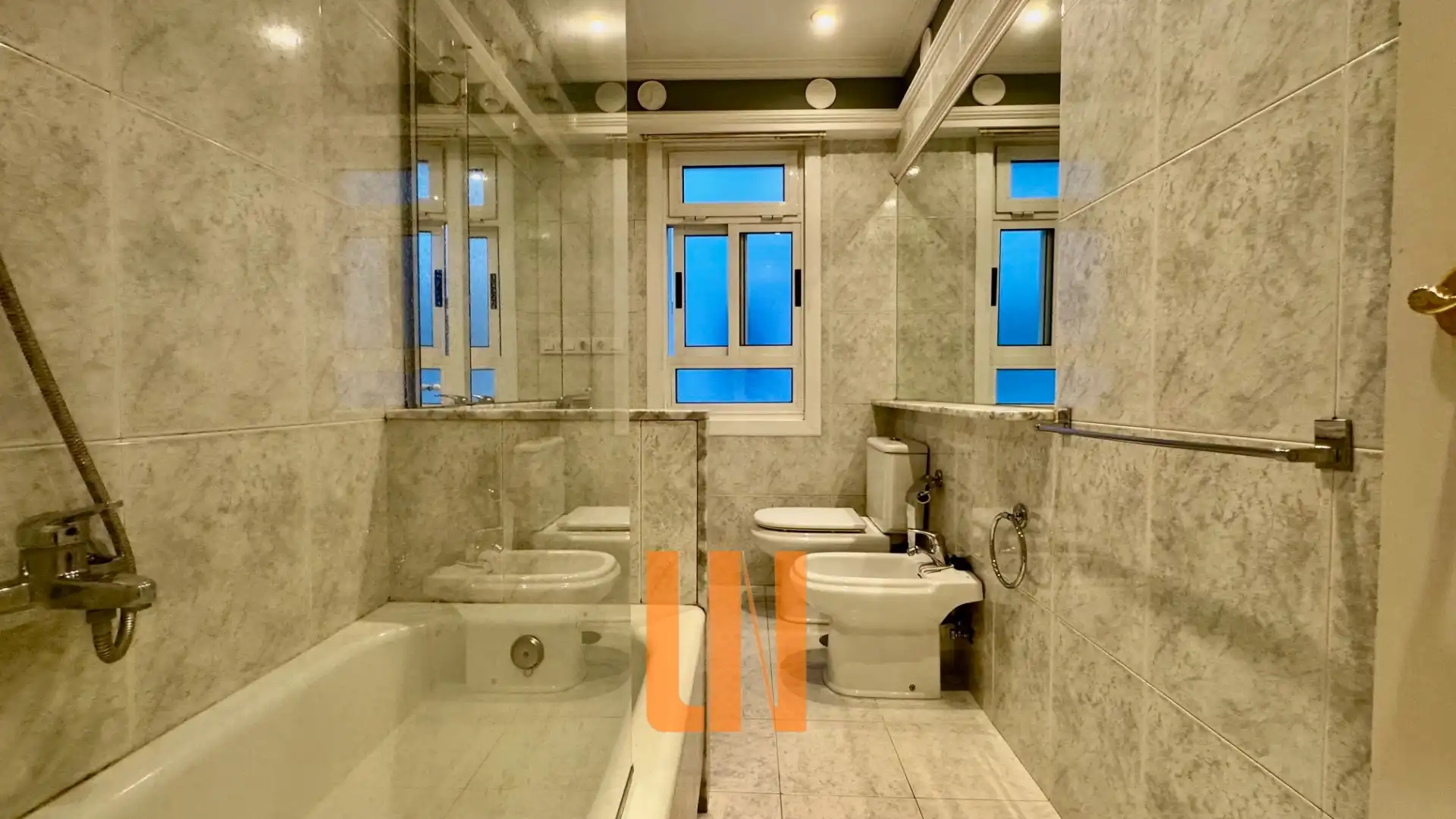 Piso de 100 m² en La Coruña